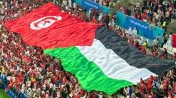 هتفت لفلسطين وصَفعت «الفيفا» والكَيان  جماهير المونديال ترفع راية الحق