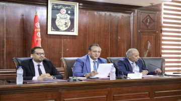 بلدية العين تتحصل على جائزة رئيس الجمهورية لأنظف بلدية لسنة 2025 بلدية العين تتحصل على جائزة رئيس الجمهورية لأنظف بلدية لسنة 2025