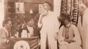 صورة من الماضي الجميل ...الزعيم بورقيبة في المحرس صورة من الماضي الجميل ...الزعيم بورقيبة في المحرس
