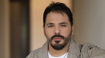  رامي عياش يخطف الأنظار برؤية سبعينية في أغنيته الجديدة عذبيني 