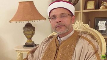 التراجع عن إعفاء إمام انتقد أزمة الكهرباء وتدهور الخدمات في خطبة الجمعة التراجع عن إعفاء إمام انتقد أزمة الكهرباء وتدهور الخدمات في خطبة الجمعة