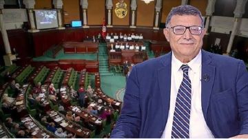 نواب ردا على بودربالة.. تصريحك خطير وهيبة البرلمان لا تفرض بالملاحقات نواب ردا على بودربالة.. تصريحك خطير وهيبة البرلمان لا تفرض بالملاحقات