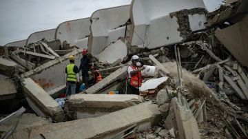 حصيلة زلزال فنزويلا ترتفع إلى 5208 قتلى حصيلة زلزال فنزويلا ترتفع إلى 5208 قتلى