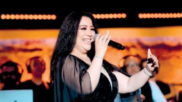 يسرى محنوش في قرطاج ... صوت.. بلا مشروع يسرى محنوش في قرطاج ... صوت.. بلا مشروع