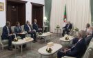 رئيس الجمهورية الجزائرية يستقبل وزير الشؤون الخارجية محمد علي النفطي - tn