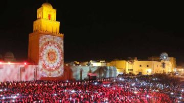 تنـشـــط الحركية الاقتـصادية بالقيروان .. احتفالات المولد النبوي تستقطب آلاف الزوار تنـشـــط الحركية الاقتـصادية بالقيروان .. احتفالات المولد النبوي تستقطب آلاف الزوار