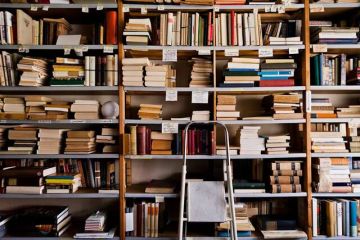 أمازون تتجه لرقمنة الكتب القديمة لتطوير الذكاء الاصطناعي أمازون تتجه لرقمنة الكتب القديمة لتطوير الذكاء الاصطناعي