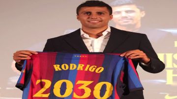 برشلونة يعلن رسميًا ضم رودري حتى 2030