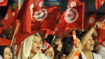 تونس تحتفل بالعيد الوطني للمرأة تونس تحتفل بالعيد الوطني للمرأة