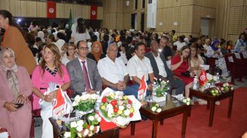 الكاف: ناجحات بلادي احتفالا بالعيد الوطني للمرأة التونسية الكاف: ناجحات بلادي احتفالا بالعيد الوطني للمرأة التونسية