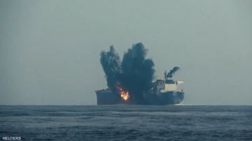 المتحدث العسكري باسم الحوثيين: استهدفنا سفينة بالبحر الأحمر المتحدث العسكري باسم الحوثيين: استهدفنا سفينة بالبحر الأحمر