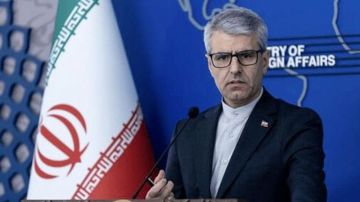 إيران تعلن قرب الاتفاق مع عمان على مسار جديد بمضيق هرمز إيران تعلن قرب الاتفاق مع عمان على مسار جديد بمضيق هرمز