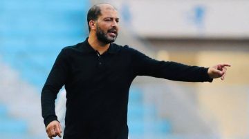 اجابات فضفاضة وأهداف غامضة ... مشروع الشعباني في المنتخب حقيقة أم مجرد شعار للاستهلاك؟ اجابات فضفاضة وأهداف غامضة ... مشروع الشعباني في المنتخب حقيقة أم مجرد شعار للاستهلاك؟