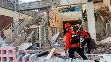 زلزال بقوة 7.7 درجات يضرب إندونيسيا زلزال بقوة 7.7 درجات يضرب إندونيسيا