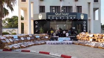 في عملية ضخمة ومعقدة.. الأمن الجزائري يفكك شبكة اجرامية بامتداد دولي في المغرب والإمارات وفرنسا في عملية ضخمة ومعقدة.. الأمن الجزائري يفكك شبكة اجرامية بامتداد دولي في المغرب والإمارات وفرنسا
