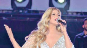 صوفية صادق في المهرجانات: فنانة .. على ايقاع الزمن الجميل صوفية صادق في المهرجانات: فنانة .. على ايقاع الزمن الجميل