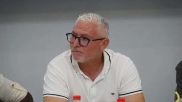 حافظ طالب (رئيس الترجي الجرجيسي) لـ الشروق عازمون على النجاح في كأس الكاف رغم كثرة العراقيل حافظ طالب (رئيس الترجي الجرجيسي) لـ الشروق عازمون على النجاح في كأس الكاف رغم كثرة العراقيل