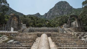 تونس الجميلة ... زغوان...مدينة المياه والسياحة الجبلية تونس الجميلة ... زغوان...مدينة المياه والسياحة الجبلية