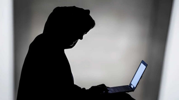 بعد بلاغ منFBI.. مصر تحقق مع طالب طب بسبب سلوكه مع أمريكيات بعد بلاغ منFBI.. مصر تحقق مع طالب طب بسبب سلوكه مع أمريكيات