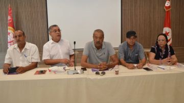 الجامعة العامة للبلديين تقر إضرابا قطاعيا لمدة يومين الجامعة العامة للبلديين تقر إضرابا قطاعيا لمدة يومين