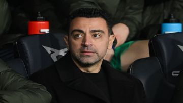 تشافي مدربا لمنتخب هولندا حتى 2030