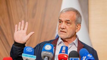 الإيرانيون بصوت واحد: لن نركع لأمريكا الإيرانيون بصوت واحد: لن نركع لأمريكا