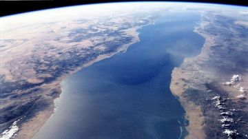 ماذا يدور في البحر الأحمر تحرك سعودي نحو السودان .. ما الذي تغير ولماذا يتحرك الملف الآن؟ ماذا يدور في البحر الأحمر تحرك سعودي نحو السودان .. ما الذي تغير ولماذا يتحرك الملف الآن؟