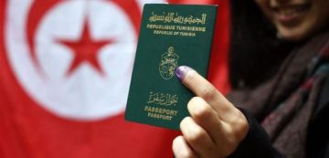 جواز السفر التونسي يحتل المرتبة 11 أفريقيا و 120 عالميا جواز السفر التونسي يحتل المرتبة 11 أفريقيا و 120 عالميا
