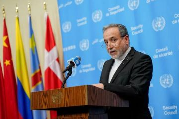 تشاؤم إيراني بشأن التوصل لاتفاق مع واشنطن قبل الانتخابات الأمريكية تشاؤم إيراني بشأن التوصل لاتفاق مع واشنطن قبل الانتخابات الأمريكية