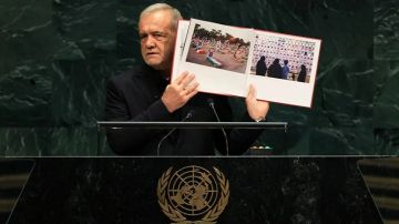 بزشكيان: لن نستسلم للضغط العسكري.. والوفد الأمريكي ينسحب بزشكيان: لن نستسلم للضغط العسكري.. والوفد الأمريكي ينسحب