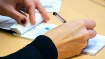 رئيس جامعة الحر فيين والمؤسسات الصغرى والمتوسطة لـ الشروق قانون الشيكات أربك السيولة.. والمطلوب تنقيحه لا الغاؤه رئيس جامعة الحر فيين والمؤسسات الصغرى والمتوسطة لـ الشروق قانون الشيكات أربك السيولة.. والمطلوب تنقيحه لا الغاؤه