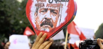 هل من مصلحة تونس إخفاء الملابسات الحقيقية لاغتيال شكري بلعيد ؟ هل من مصلحة تونس إخفاء الملابسات الحقيقية لاغتيال شكري بلعيد ؟