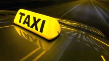 تخصيص منحة لاقتناء سيارات أجرة كهربائية تخصيص منحة لاقتناء سيارات أجرة كهربائية