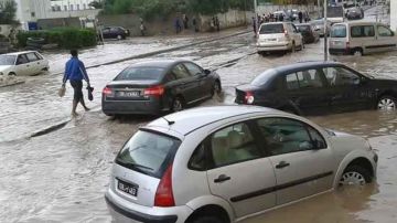 بعد الأمطار الأخيرة ... أزمة تصريف المياه تعود إلى الواجهة بعد الأمطار الأخيرة ... أزمة تصريف المياه تعود إلى الواجهة