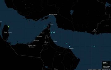 تحركات لنقلات الغاز القطرية تمهد لاستئناف الصادرات عبر هرمز تحركات لنقلات الغاز القطرية تمهد لاستئناف الصادرات عبر هرمز