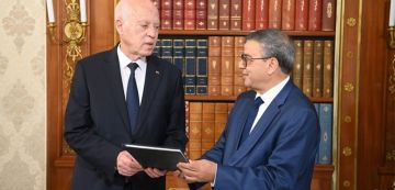 محافظ البنك المركزي يدعو الى ضرورية إرساء اتحاد نقدي مستديم في القارة الافريقية محافظ البنك المركزي يدعو الى ضرورية إرساء اتحاد نقدي مستديم في القارة الافريقية