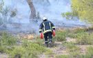 الوسلاتية: السيطرة على حريق جبل قيطون وعودة العائلات إلى منازلها