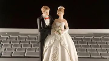 تزوج عبر الإنترنت في أبو ظبي: خلال 24 ساعة وبأقل من 218 دولارا