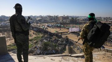 مفكر مصري يكشف عن دور كبير لدول الخليج لضمان وقف حرب غزة مفكر مصري يكشف عن دور كبير لدول الخليج لضمان وقف حرب غزة