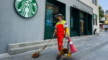 شركات كارلايل وبويو تقودان عرضا لشراء ستاربكس-الصين