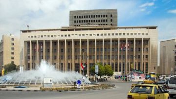 سوريا توجه البنوك بتخصيص 100 من الخسائر المرتبطة بأزمات لبنان