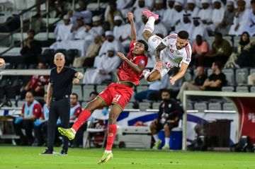 المنتخب يتلذذ بالحلوى العمانية.. ويقترب من كأس العالم 2026 (فيديو) المنتخب يتلذذ بالحلوى العمانية.. ويقترب من كأس العالم 2026 (فيديو)