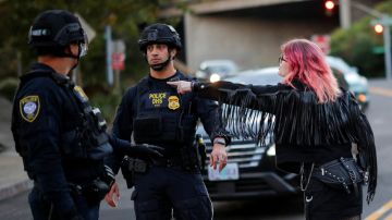 ترامب يهدد بتفعيل قانون مكافحة التمرد لنشر قوات فيدرالية في مدن أميركية ترامب يهدد بتفعيل قانون مكافحة التمرد لنشر قوات فيدرالية في مدن أميركية