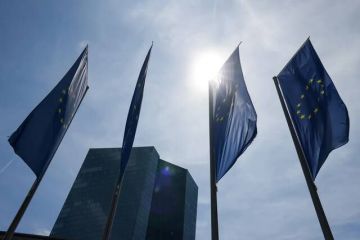 المركزي الأوروبي يخاطر بانخفاض التضخم لفترة أطول المركزي الأوروبي يخاطر بانخفاض التضخم لفترة أطول