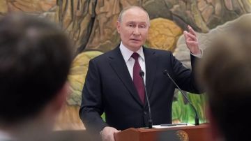 بوتين يشكر بن زايد ويكشف عن طبيعة الاتصالات مع الاستخبارات الروسية والأوكرانية في أبو ظبي