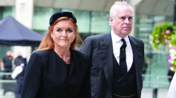 جدل في بريطانيا بعد كشف تفاصيل عقد إيجار قصر الأمير أندرو جدل في بريطانيا بعد كشف تفاصيل عقد إيجار قصر الأمير أندرو