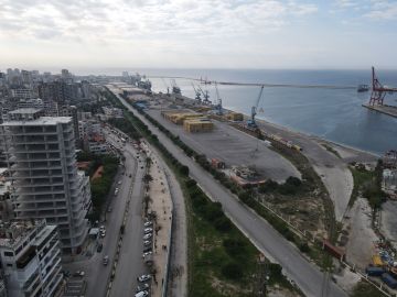 موانئ أبوظبي تستحوذ على حصة في محطة حاويات اللاذقية مقابل 22 مليون دولار