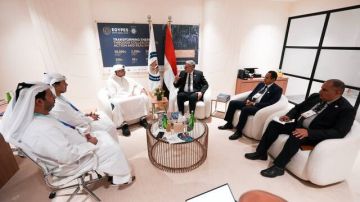 البترول تبحث مع الشركات العالمية زيادة استثماراتها في مصر البترول تبحث مع الشركات العالمية زيادة استثماراتها في مصر