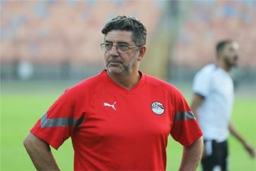 اتحاد الكرة المصري ينهي نزاعه القانوني مع المدرب البرتغالي فيتوريا