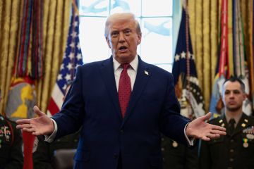 ترامب يطالب (بي بي سي) بتعويض قدره 10 مليارات دولار في دعوى تشهير ترامب يطالب (بي بي سي) بتعويض قدره 10 مليارات دولار في دعوى تشهير